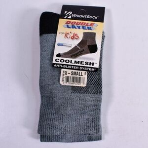 NEW Wrightsock Kid's CoolMesh Crew Socks Gray Size X-Small / 10-1 Little Kid's